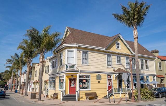 201 Monterey Avenue - Photo 1