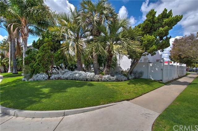 970 Valencia Street - Photo 1