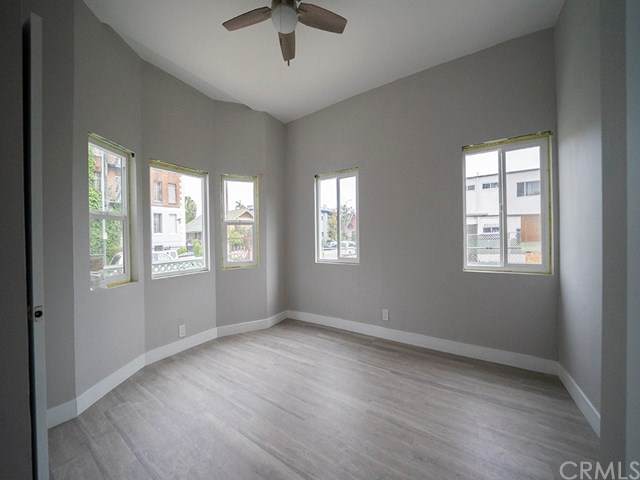2011 Arlington Avenue - Photo 1
