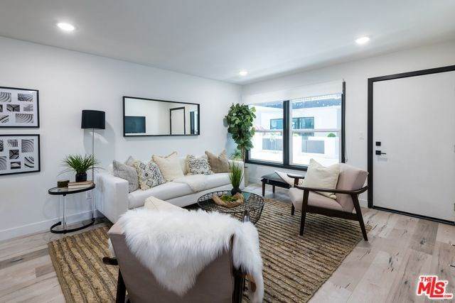 262 Los Robles Avenue - Photo 1