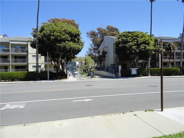 647 Bluewater Way - Photo 1