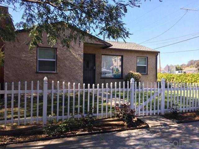 3896 Ampudia - Photo 1