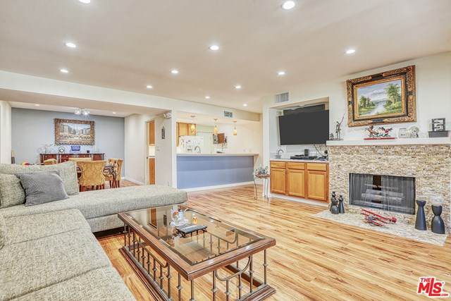 5440 Lindley Avenue - Photo 1 5440 Lindley Avenue - Photo 1