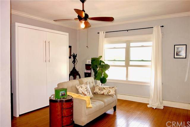 323 4th Street - Photo 1