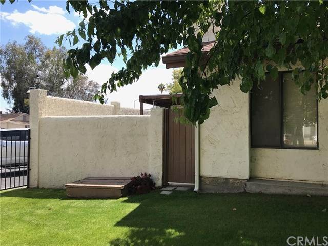 319 10th Street - Photo 1