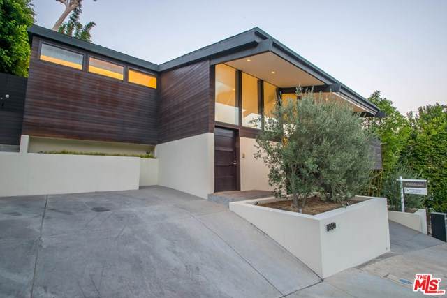 1440 Kings Road - Photo 1