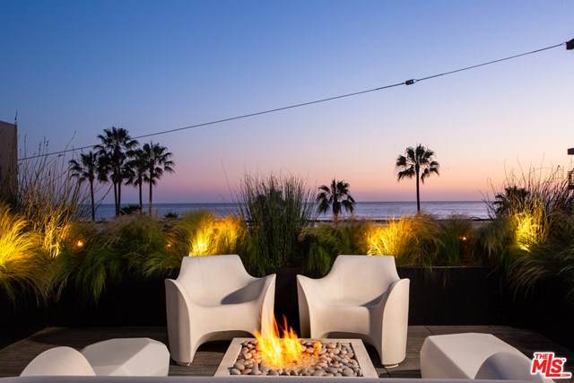 17 Venice Boulevard - Photo 1