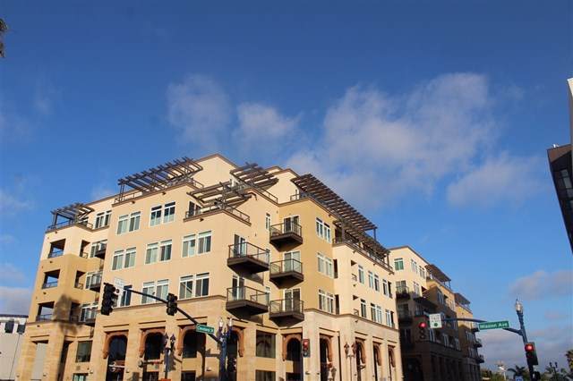 301 Mission Ave - Photo 1
