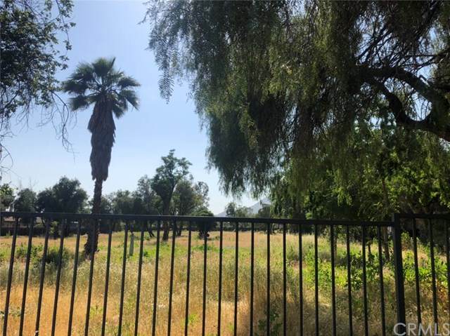 11761 Davis Street - Photo 1