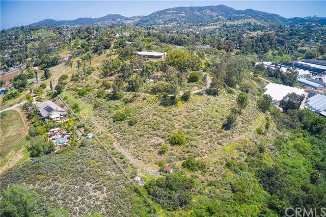 906 Valley Drive - Photo 1