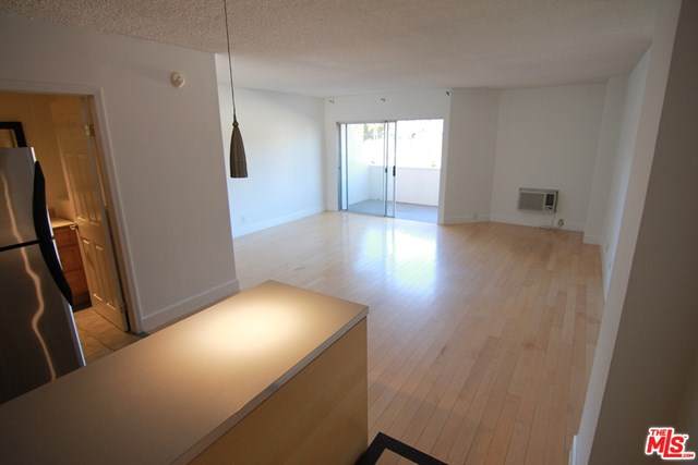 3949 Los Feliz - Photo 1