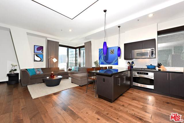 655 Hope Street - Photo 1