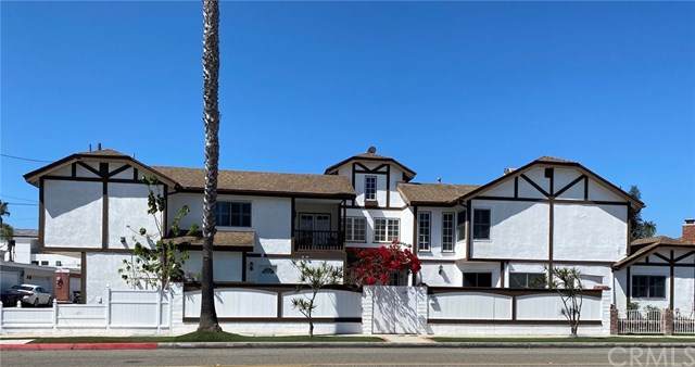 628 18th Street - Photo 1