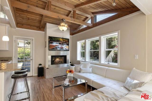 1523 Beverly Glen Boulevard - Photo 1