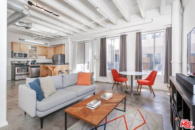 312 5TH Street - Photo 1