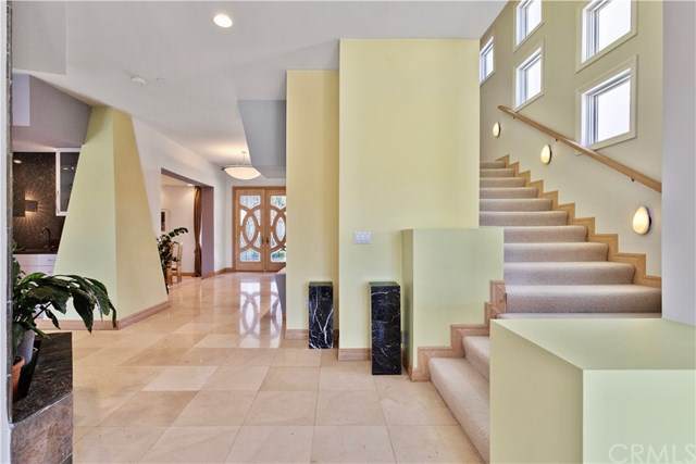 10 Santa Barbara Place - Photo 1