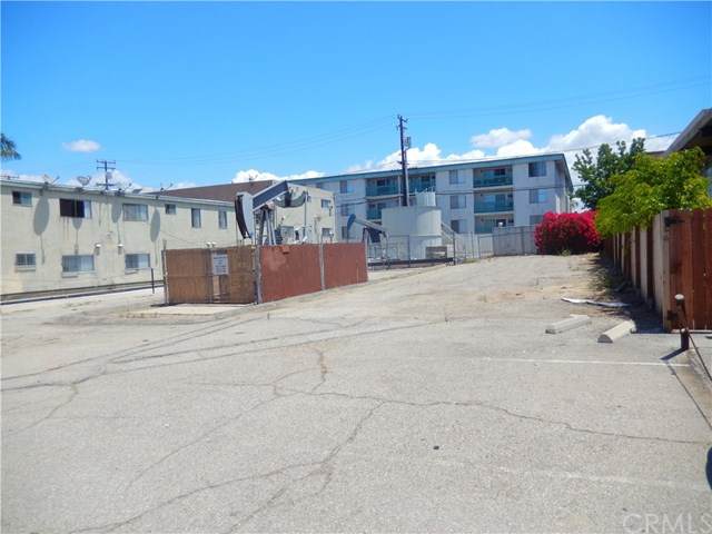 3429 Elm Avenue - Photo 1