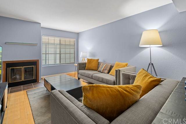 2599 Walnut Avenue - Photo 1