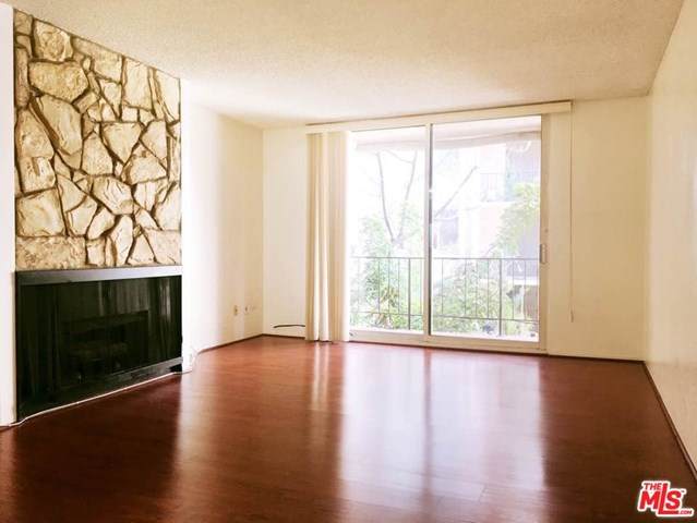 421 La Fayette Park Place - Photo 1