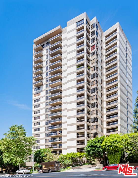 10445 Wilshire - Photo 1