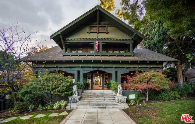 4570 University Avenue - Photo 1