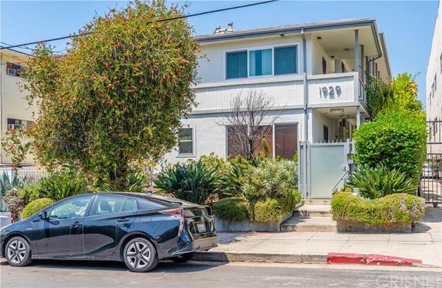 1929 Tamarind Avenue - Photo 1