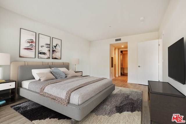 1825 Las Palmas Avenue - Photo 1