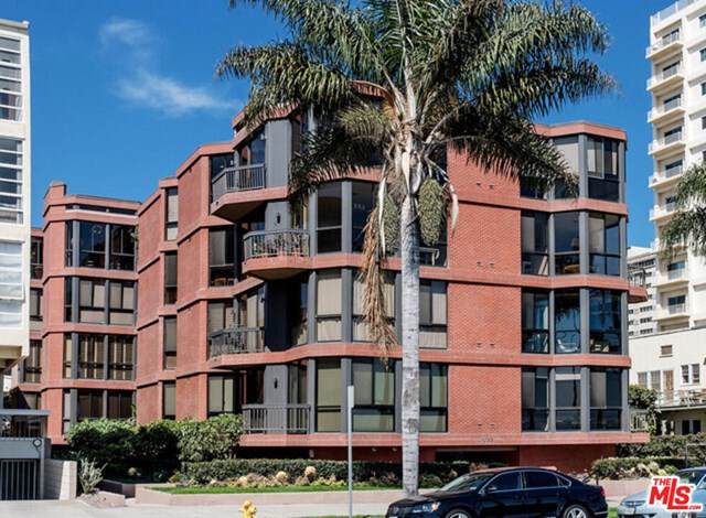 1033 Ocean Avenue - Photo 1