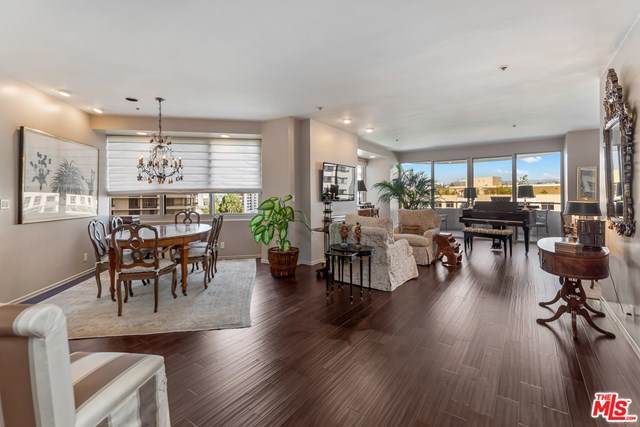 10560 Wilshire Boulevard - Photo 1