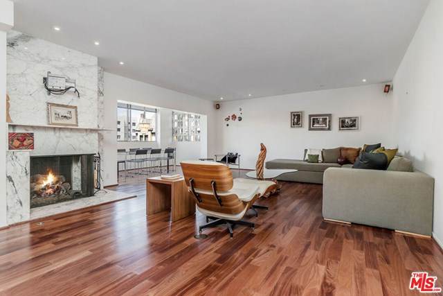 531 Rossmore Avenue - Photo 1