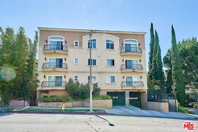 971 St Andrews Place - Photo 1