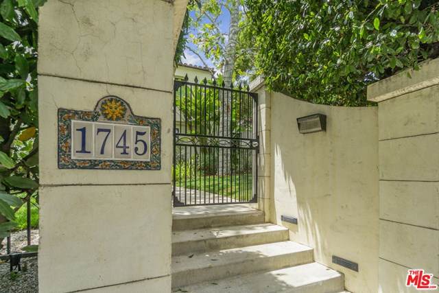 1745 Vista Street - Photo 1