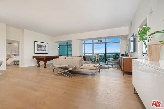 13700 Marina Pointe Drive - Photo 1