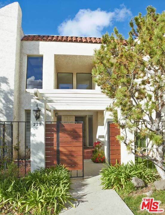 228 Le Doux Road - Photo 1