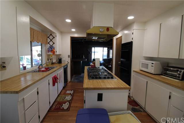 26200 Frampton - Photo 1