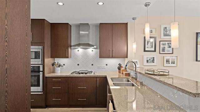 325 7Th Ave - Photo 1