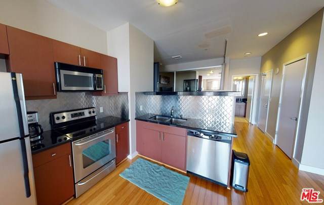 3810 Wilshire Boulevard - Photo 1