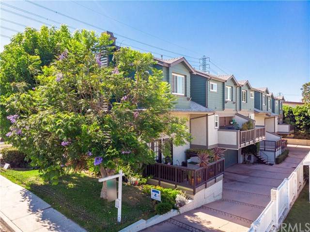2517 Gates Avenue - Photo 1