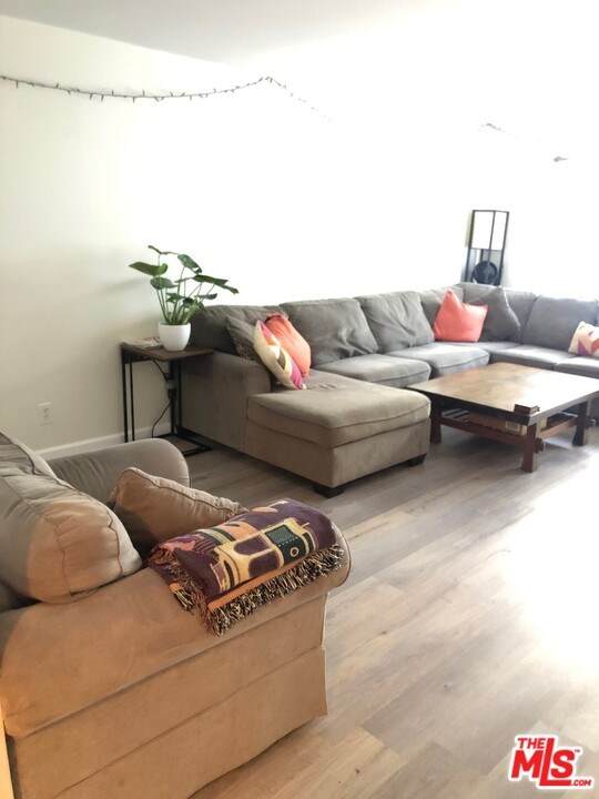 2911 4Th Street - Photo 1