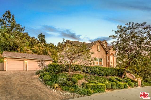 3269 New York Drive - Photo 1