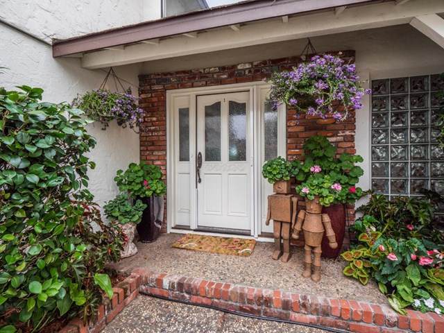 587 Saint Andrews Drive - Photo 1