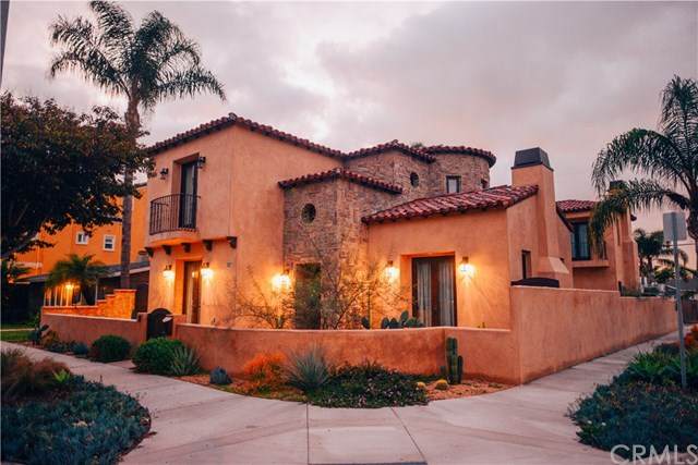 527 12th Street - Photo 1