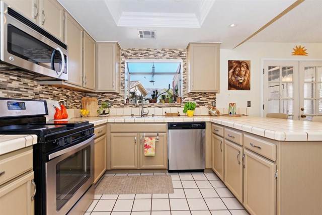 64496 Spyglass Avenue - Photo 1
