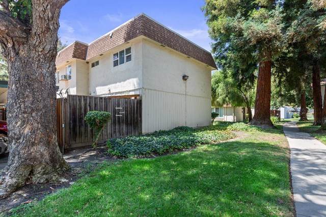 2066 Ojo De Agua Court - Photo 1