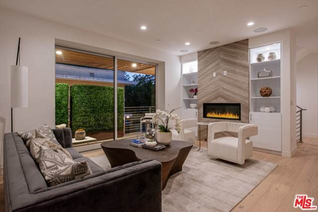 10417 Pandora Court - Photo 1