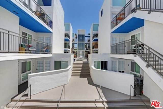 616 Esplanade - Photo 1