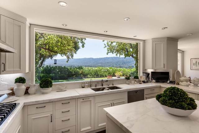 150 La Sandra Way - Photo 1