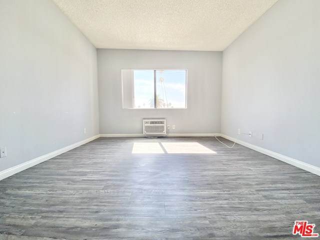 229 Normandie Avenue - Photo 1