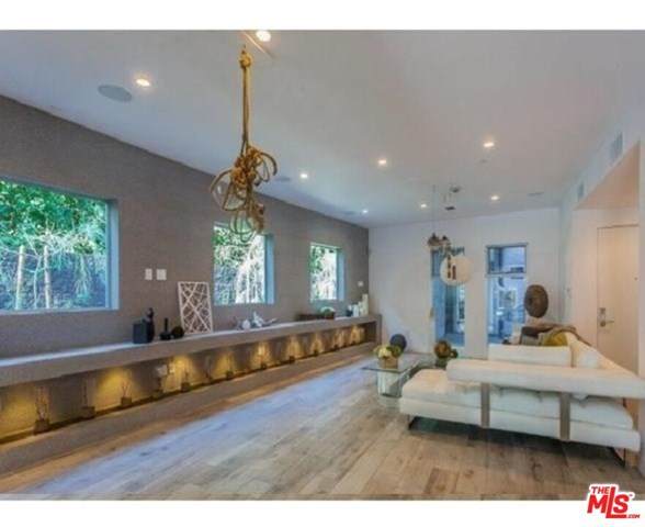 947 4Th Street - Photo 1