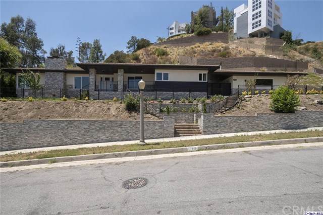 749 Glenmore - Photo 1